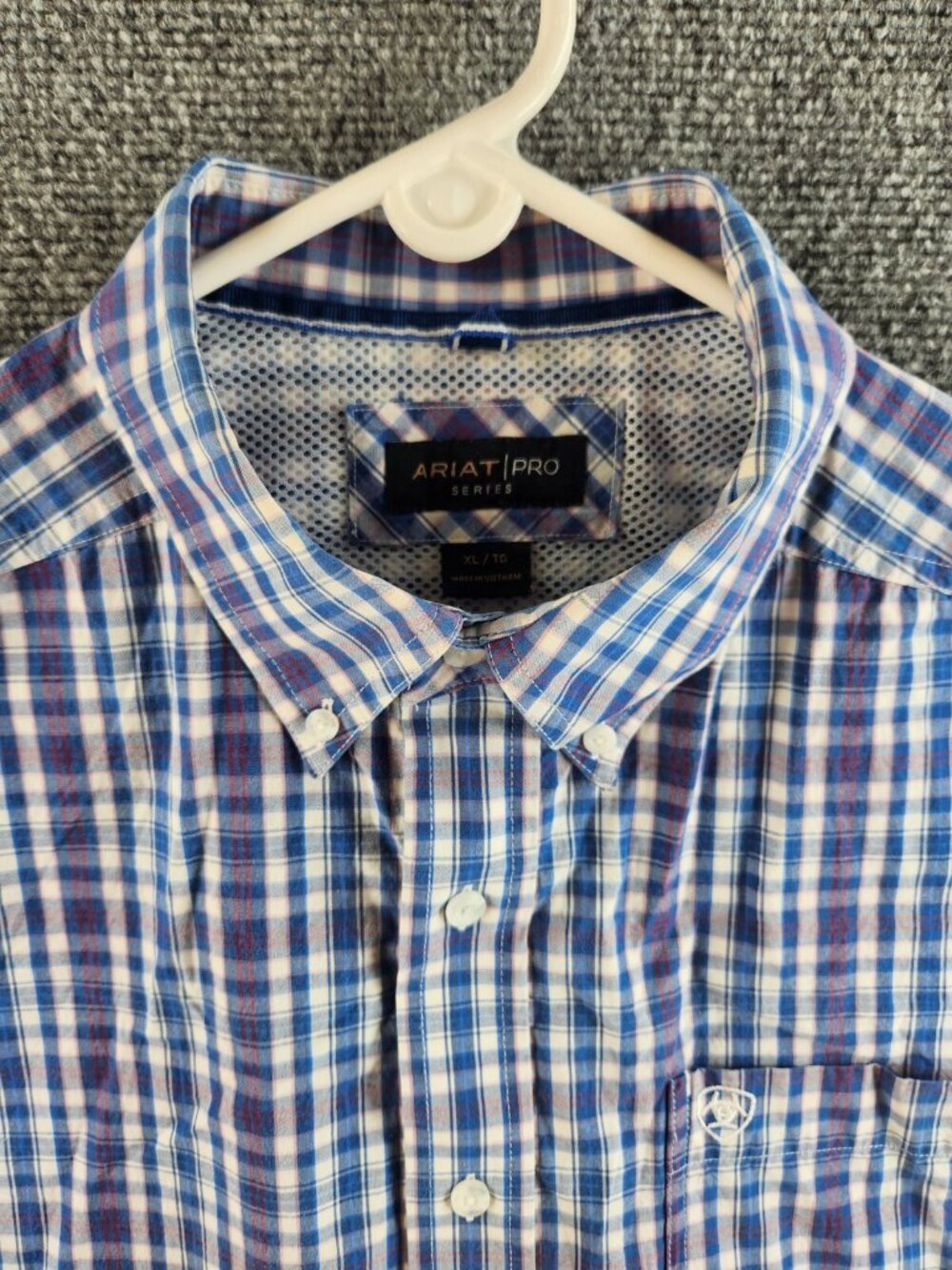 Ariat Pro Series Men XL Blue Red White Plaid Long Sleeve Button Up Cotton Blend